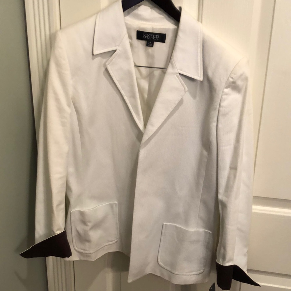 NWT Kasper white and brown blazer size 14